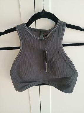 SKIMS FRONT RACER BRA SMALL NWT